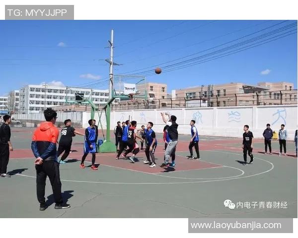 钦州足球服助力本地球队崭露头角展现青春活力与团队精神